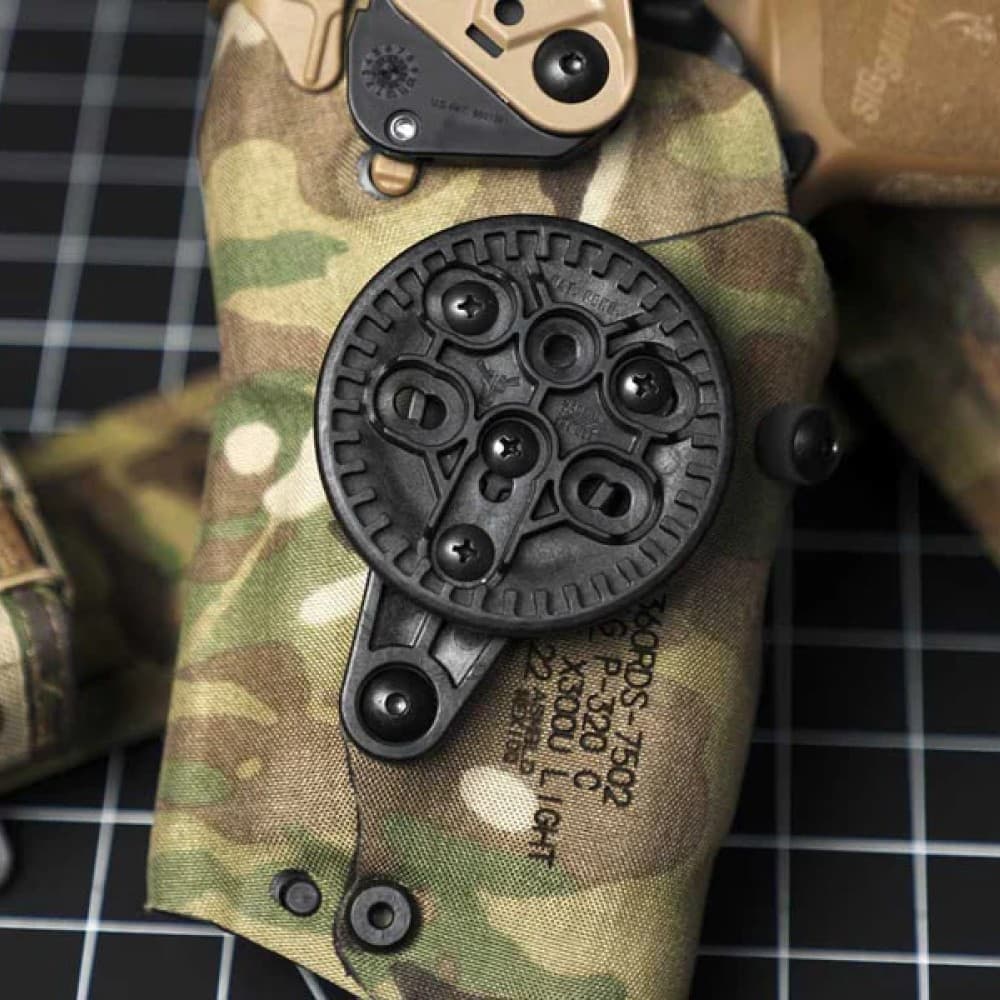 Bladetech Tek-Mountâ„¢ Safariland Holster Adapter